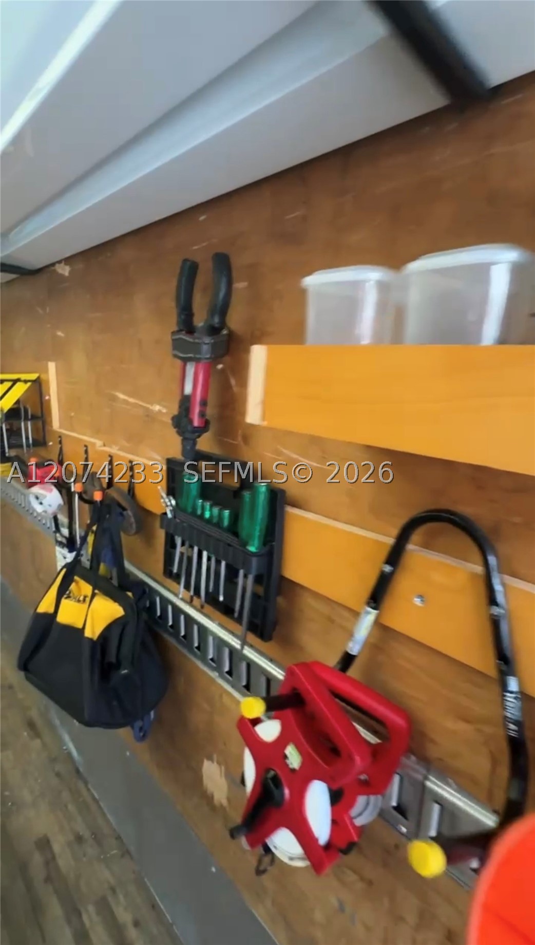 Installer/kitchen/doors/gutter Business Property Photo 9
