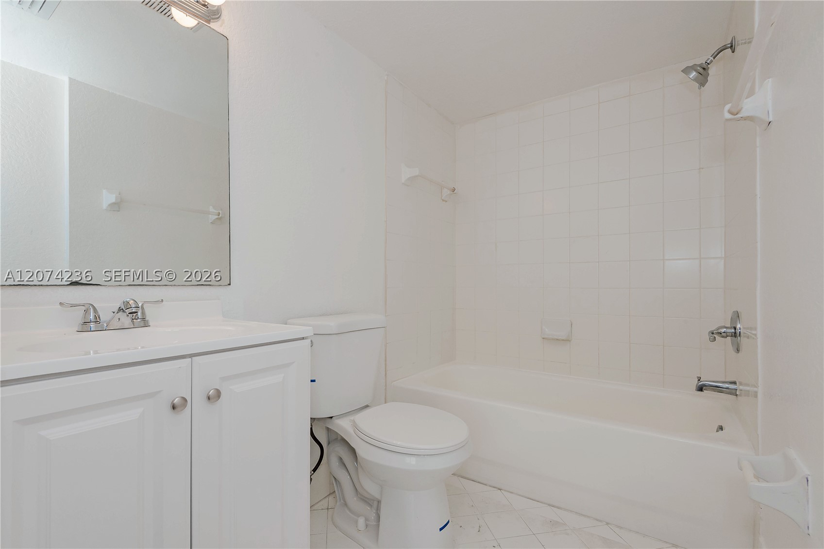 975 Ne 34th Ave 103 Property Photo 24