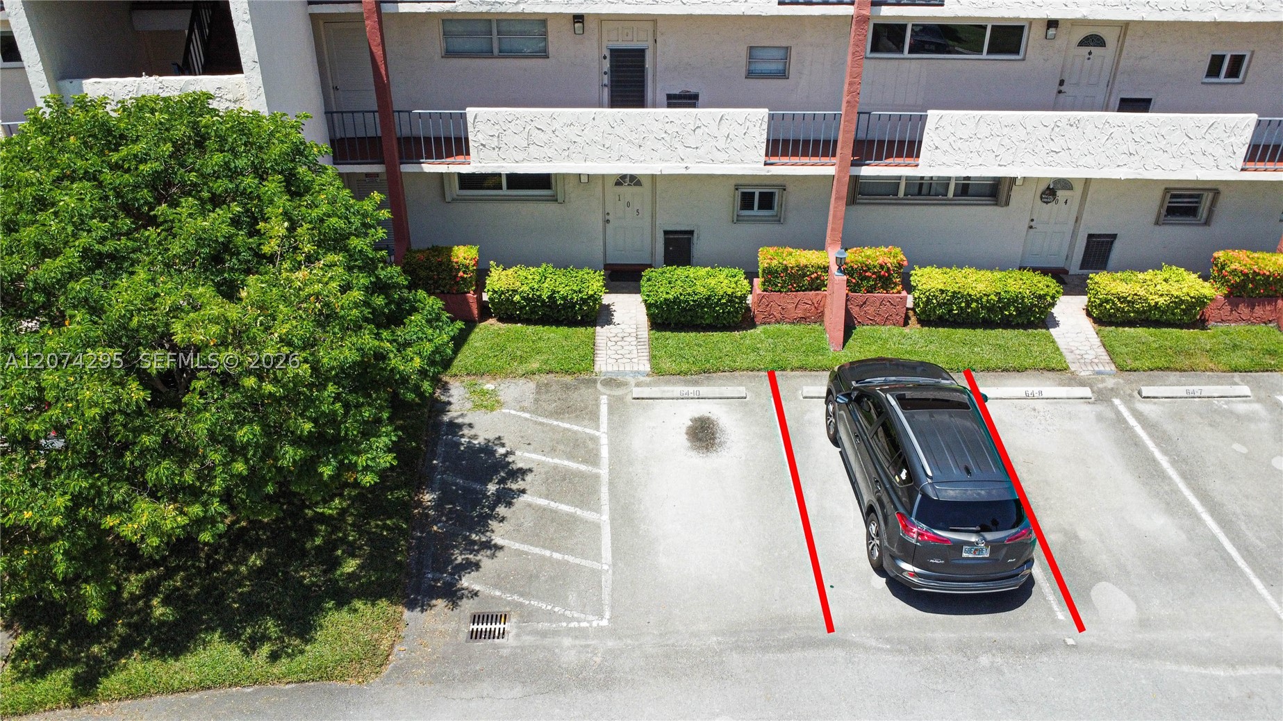 300 S Hollybrook Dr 105 Property Photo 2
