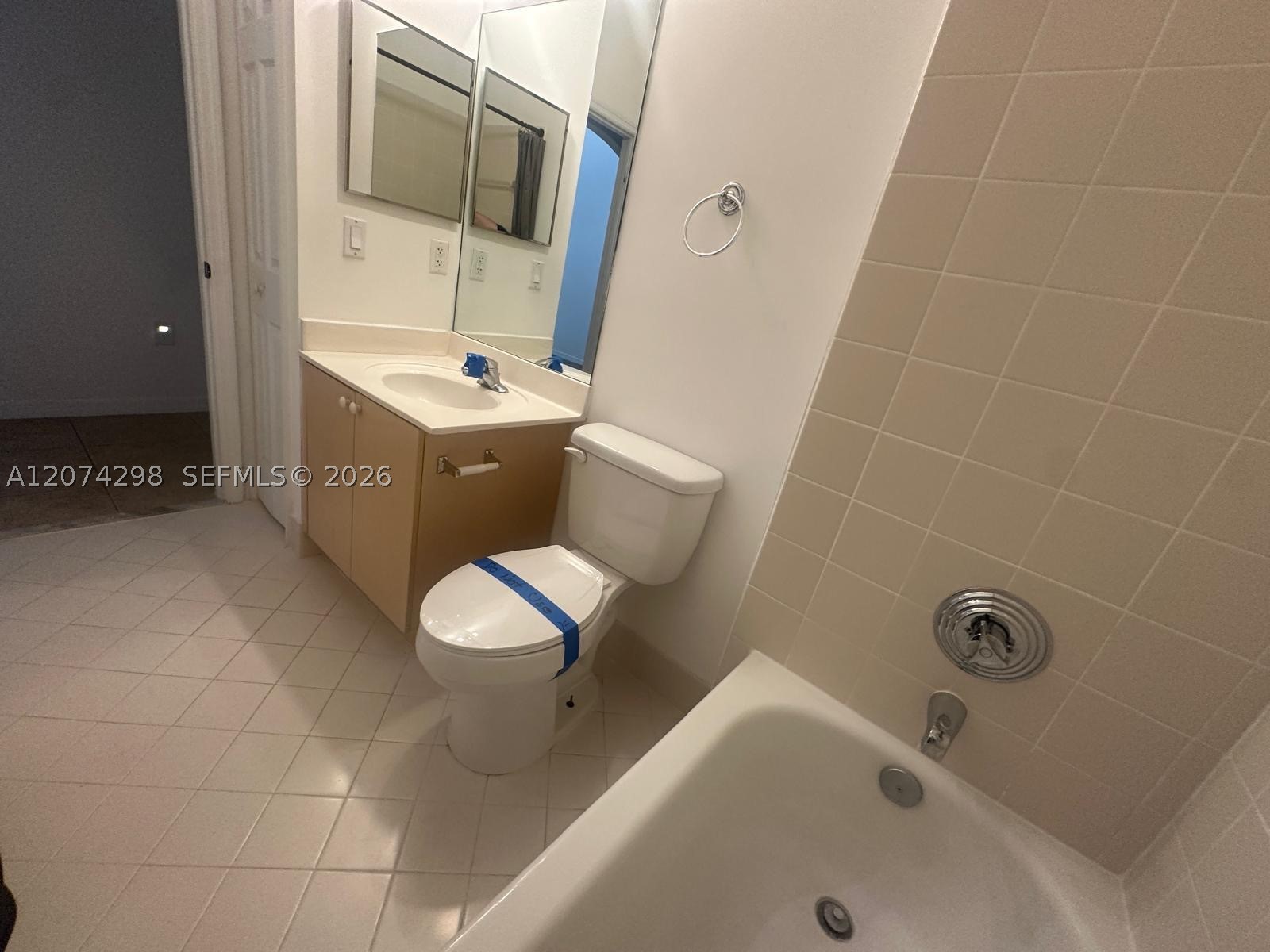 3372 Ne 11th Dr 3372 Property Photo 11
