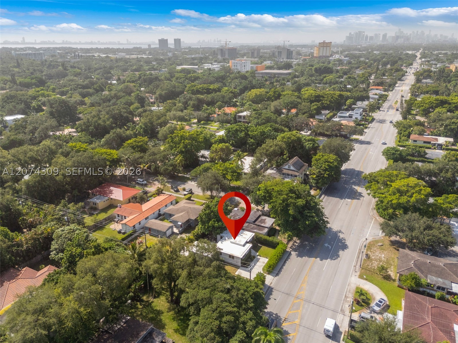 8911 N Miami Ave Property Photo 31
