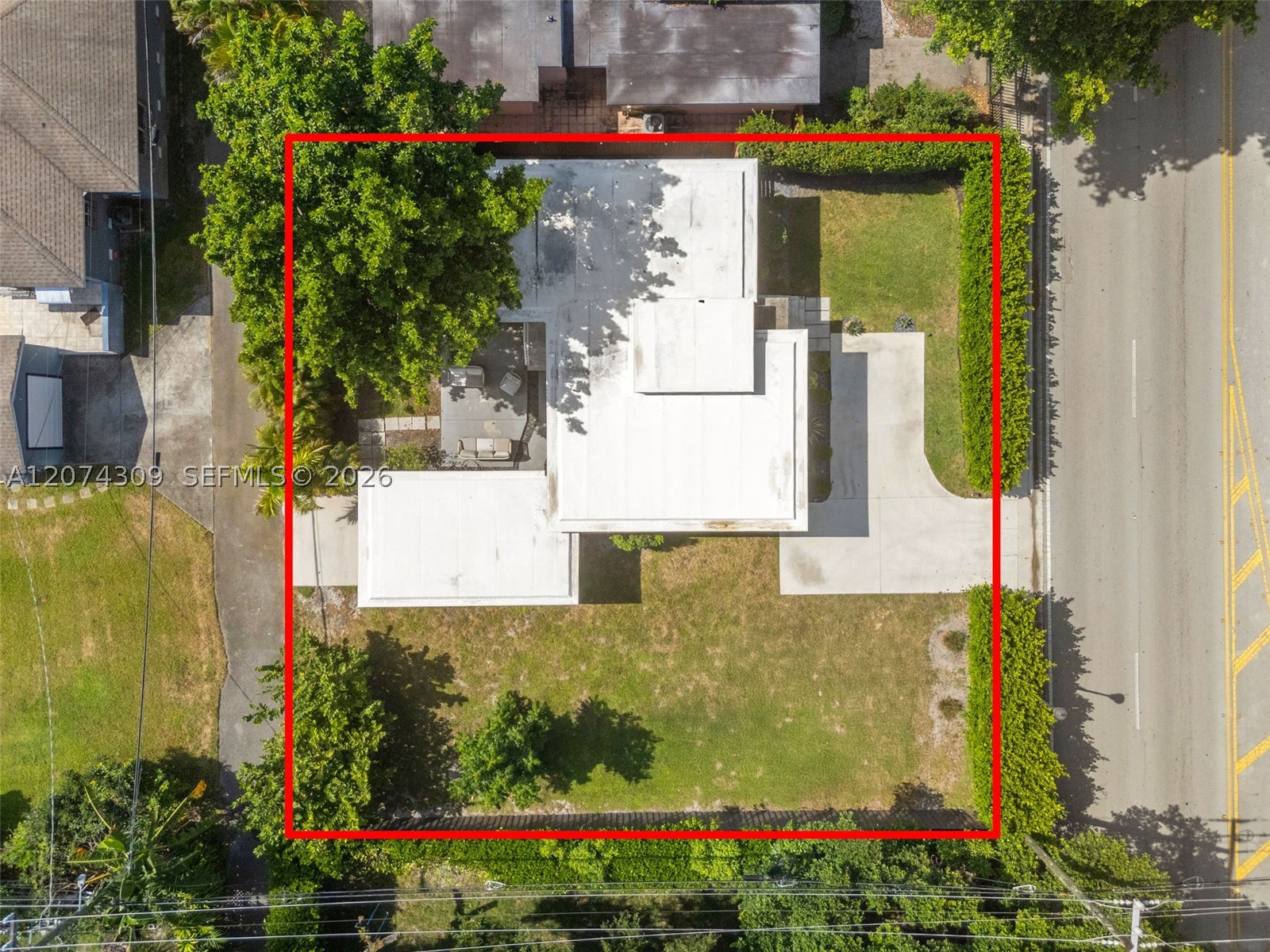 8911 N Miami Ave Property Photo 32