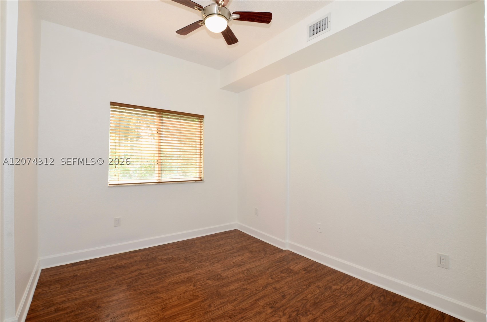 6001 Sw 70th St 137 Property Photo 8