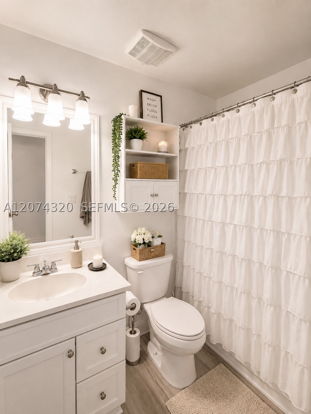 1229 Sw 46th Ave 408 Property Photo 6