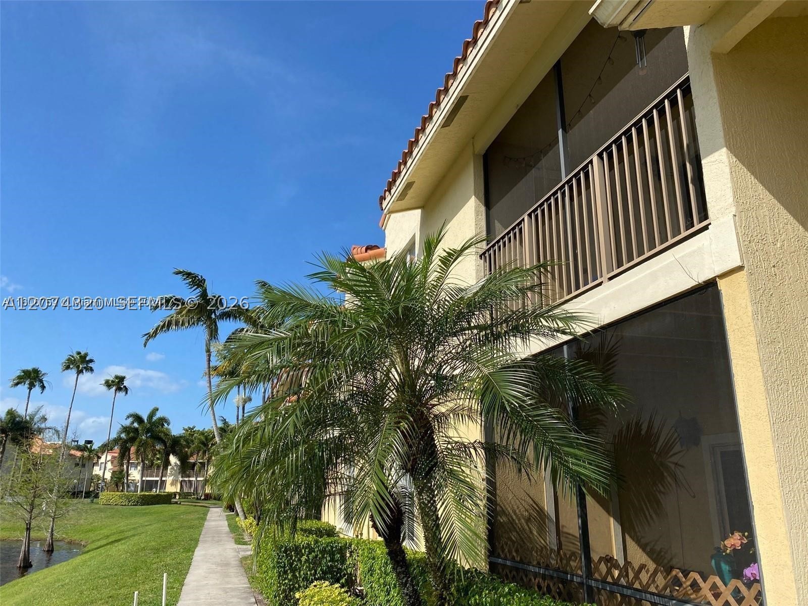1229 Sw 46th Ave 408 Property Photo 22