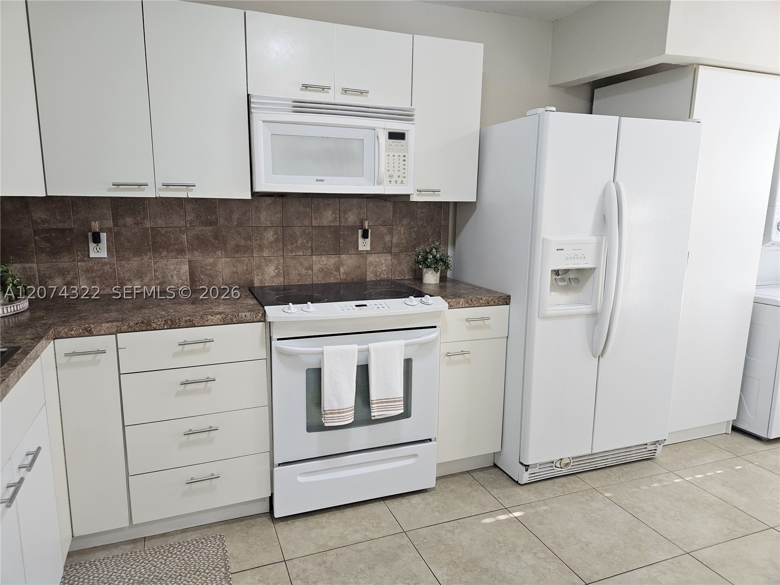 10240 Sw 137th Ct Property Photo 8