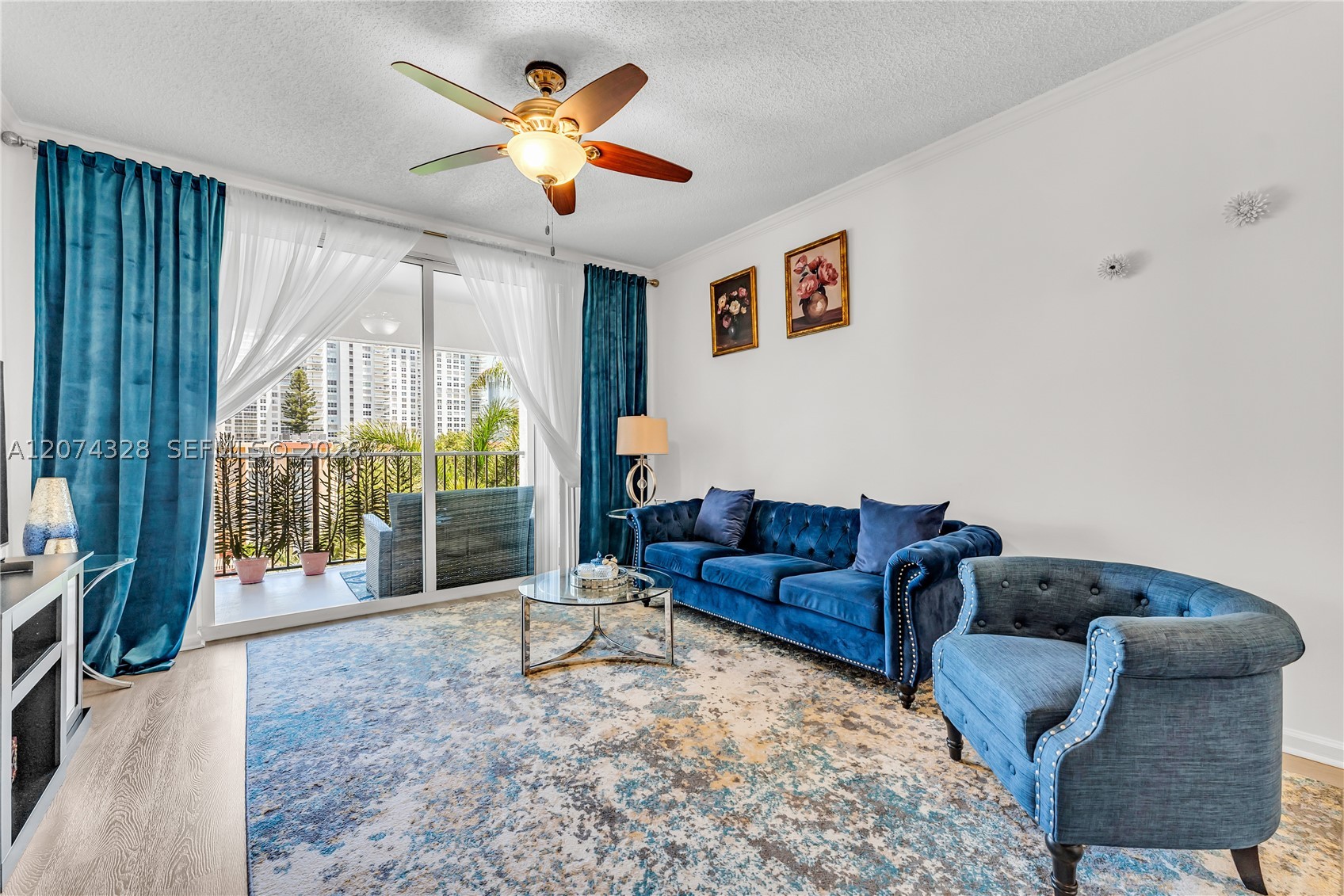 17145 N Bay Rd 4501 Property Photo 3