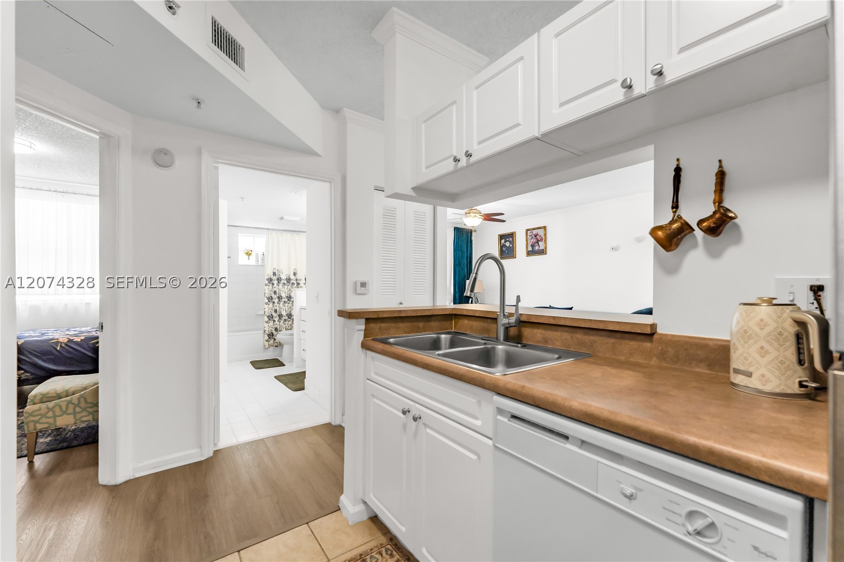 17145 N Bay Rd 4501 Property Photo 25