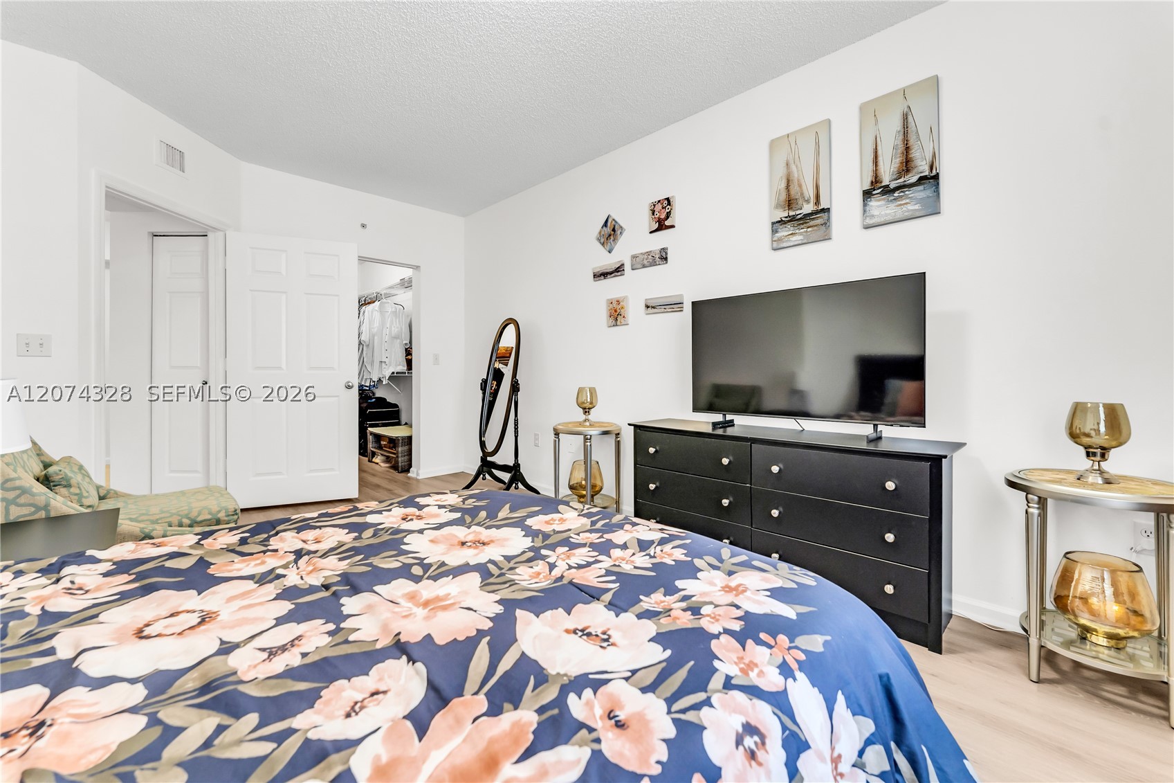 17145 N Bay Rd 4501 Property Photo 27