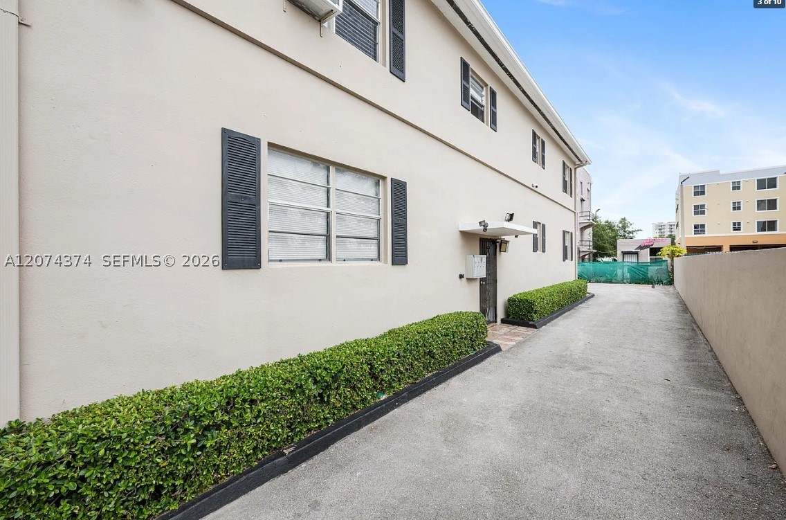 821 Sw 5th St 3 Property Photo 3