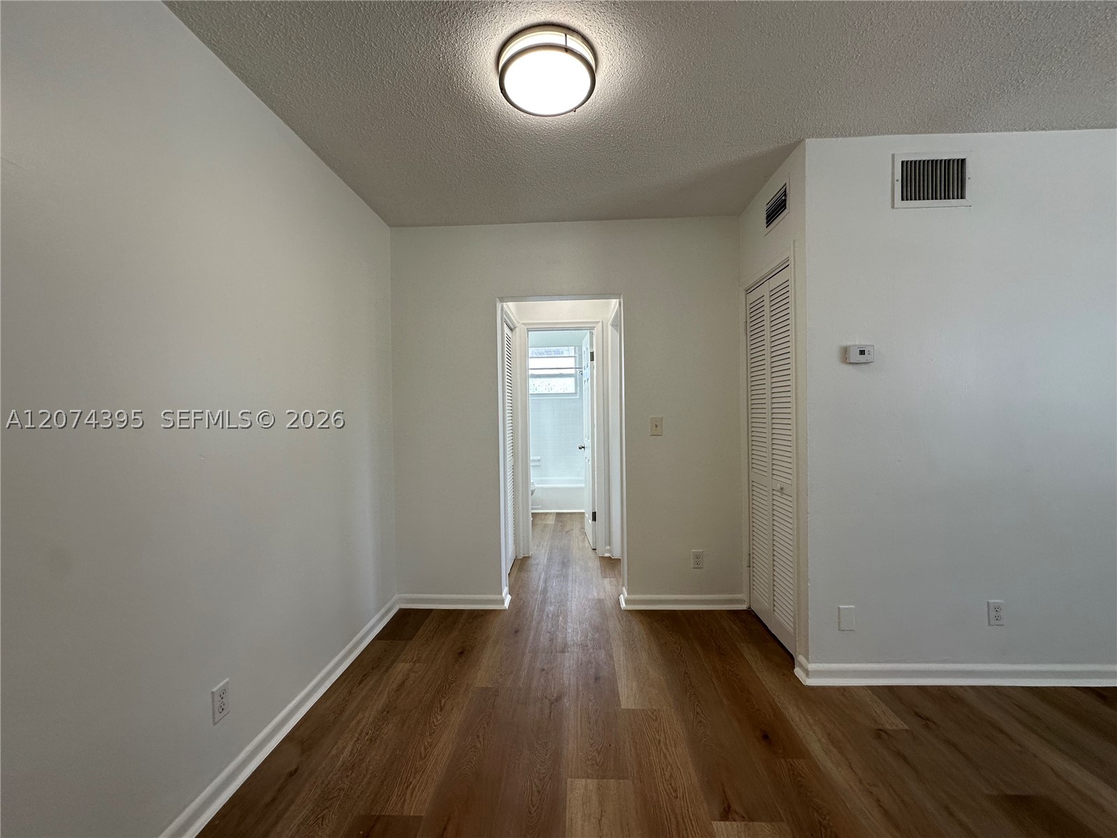 2822 Van Buren St 101 Property Photo 9