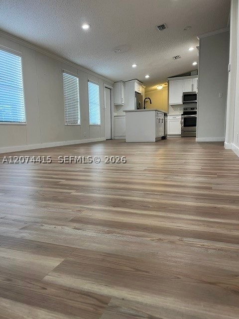 220 Ne 12th Ave 29 Property Photo 8