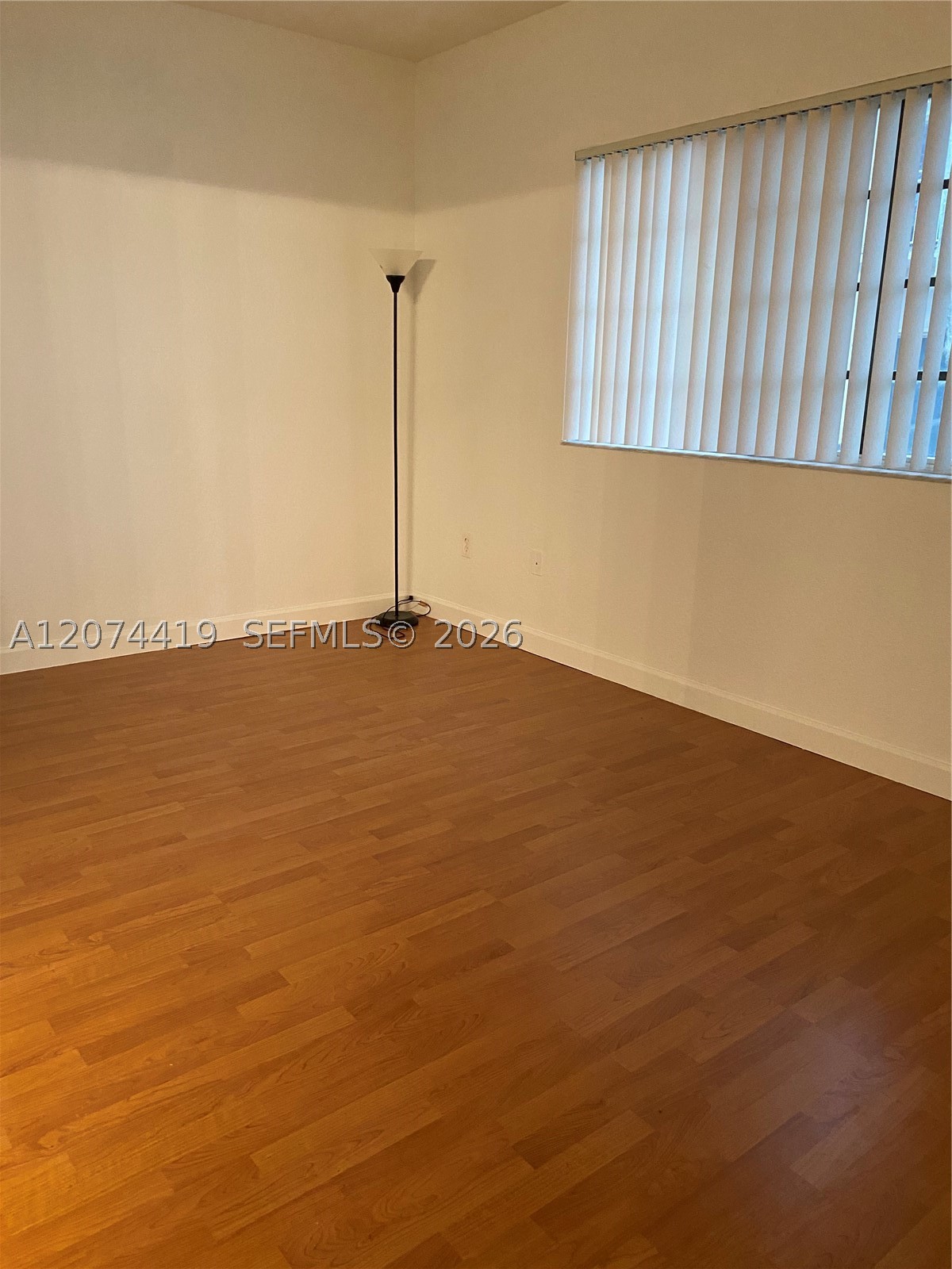 A12074419 Property Photo 6