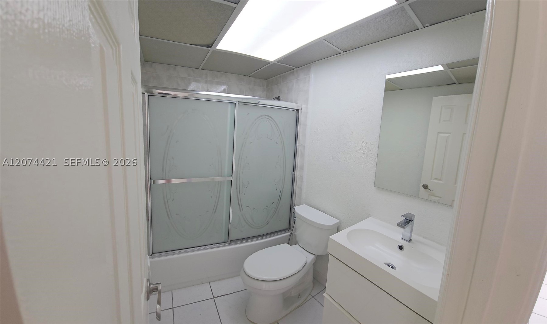 652 Nw 3rd St 304 Property Photo 6