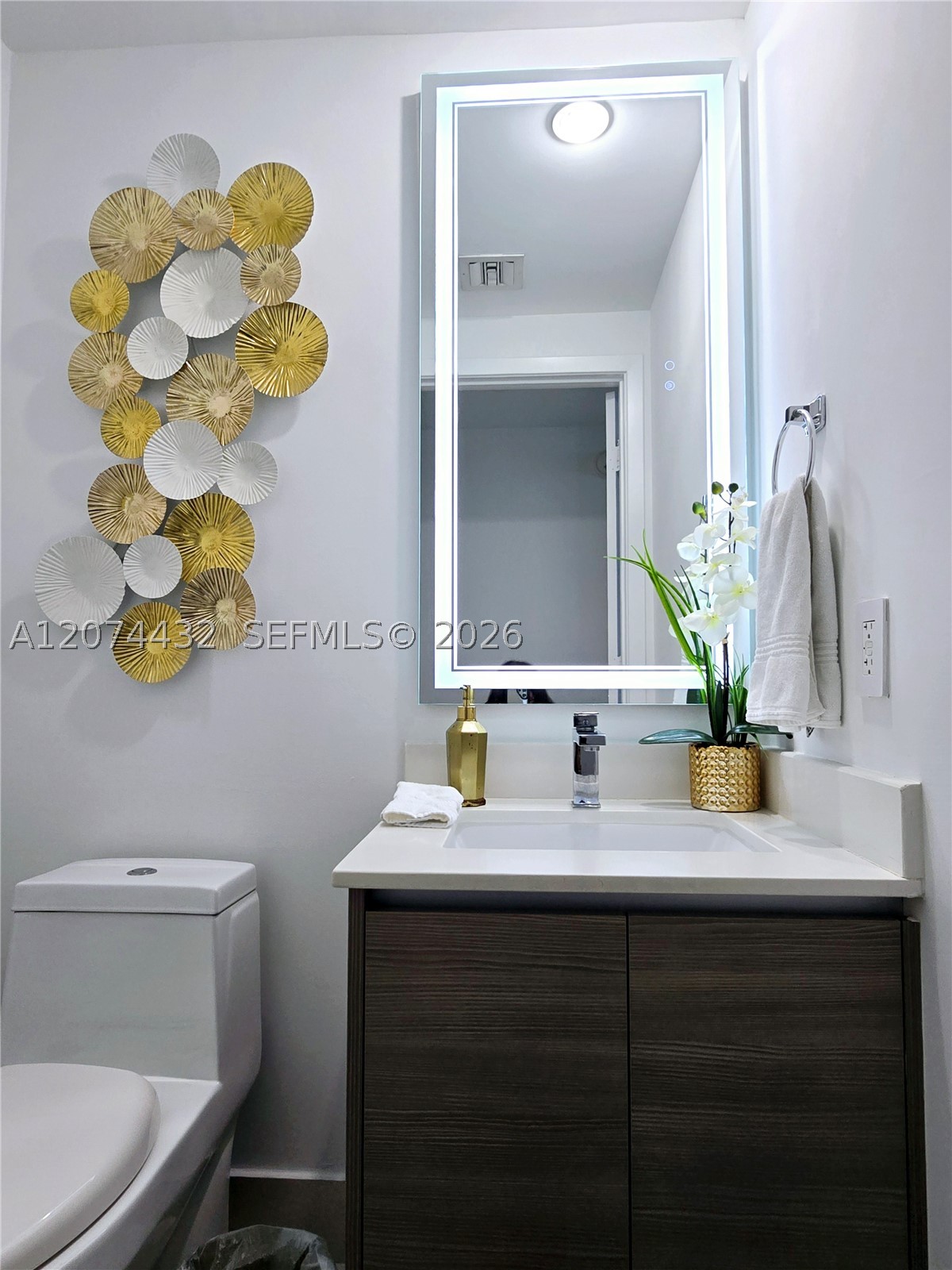 460 Ne 28 St 602 Property Photo 8