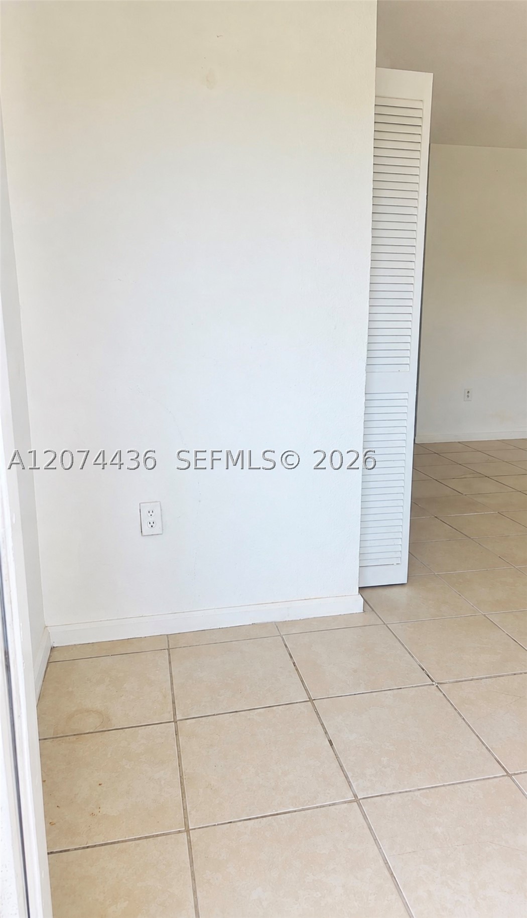 301 Nw 84th St 301 Property Photo 2