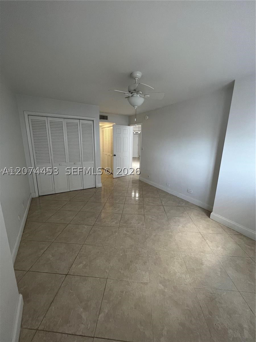 6039 Collins Ave 423 Property Photo 10