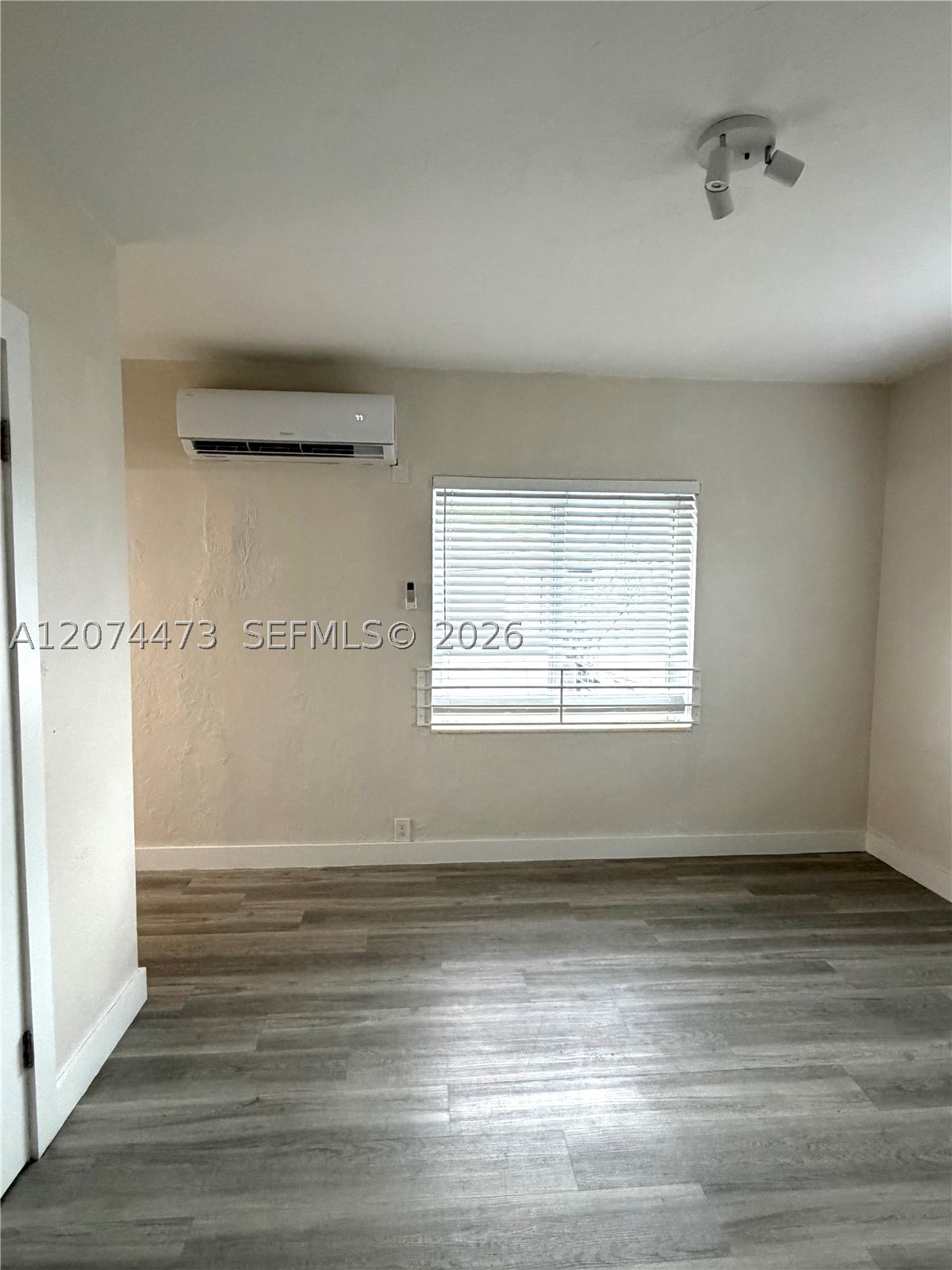 7400 Harding Ave 20 Property Photo 6