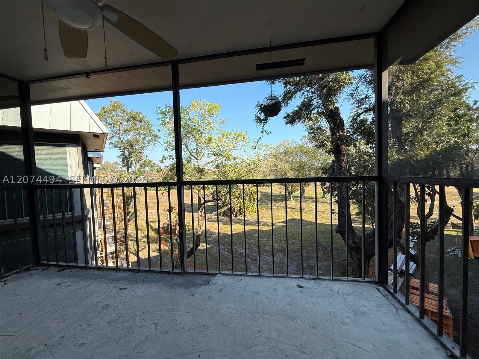6101 N Falls Cir Dr 405 Property Photo 11