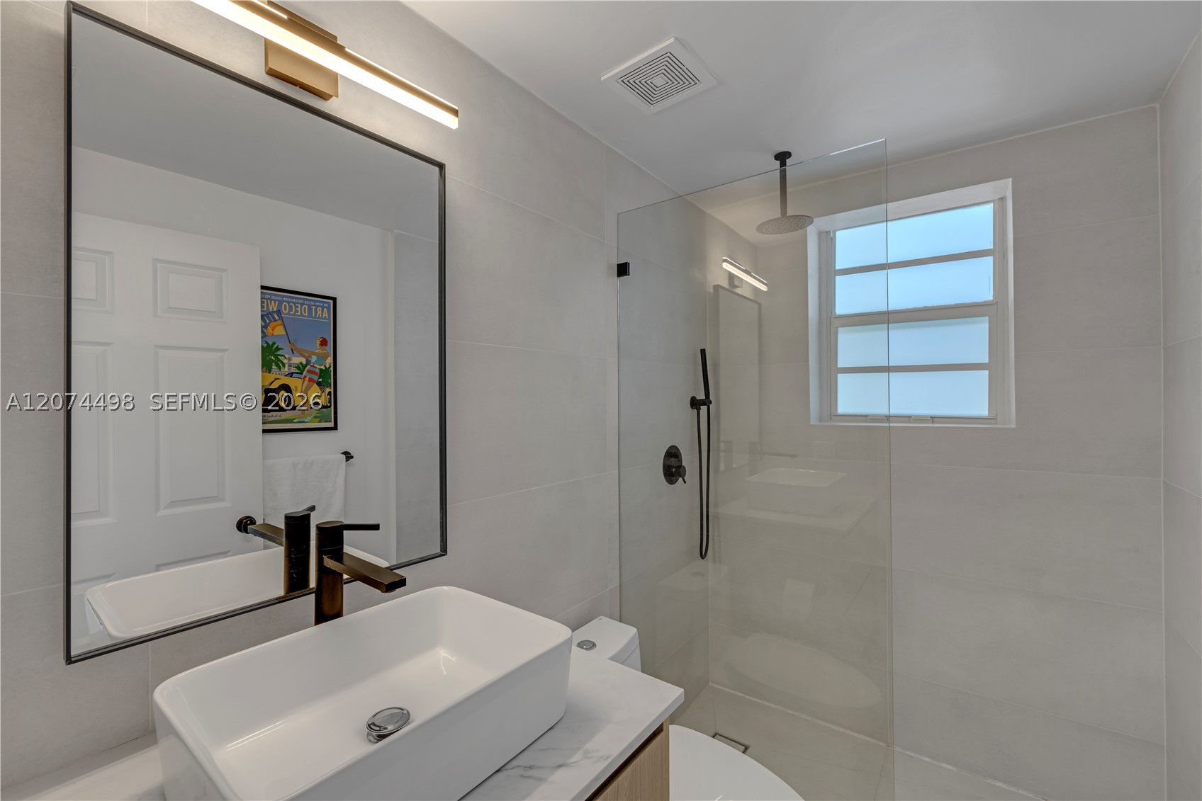 4812 Pine Tree Dr 209 Property Photo 11