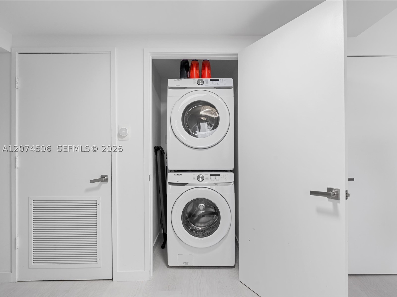 16275 Collins Ave 1804 Property Photo 4