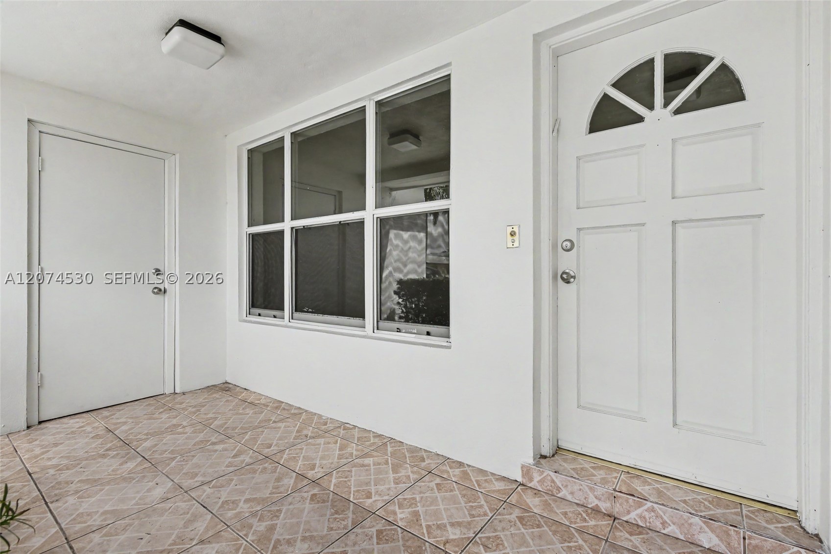 3513 Polk St Property Photo 6