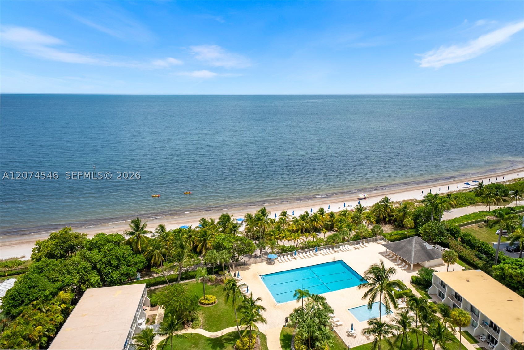 881 Ocean Dr 16f Property Photo 3