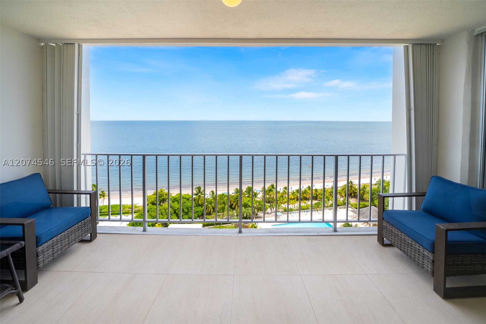 881 Ocean Dr 16f Property Photo 5