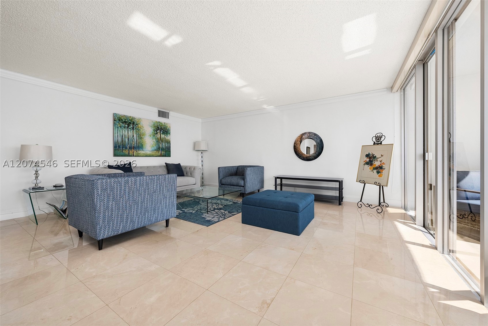 881 Ocean Dr 16f Property Photo 6