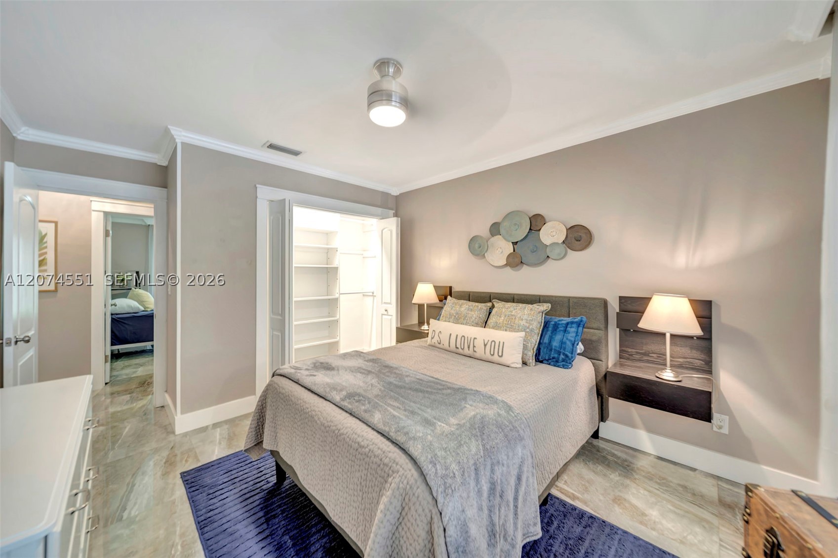 560 W Tropical Way Property Photo 39