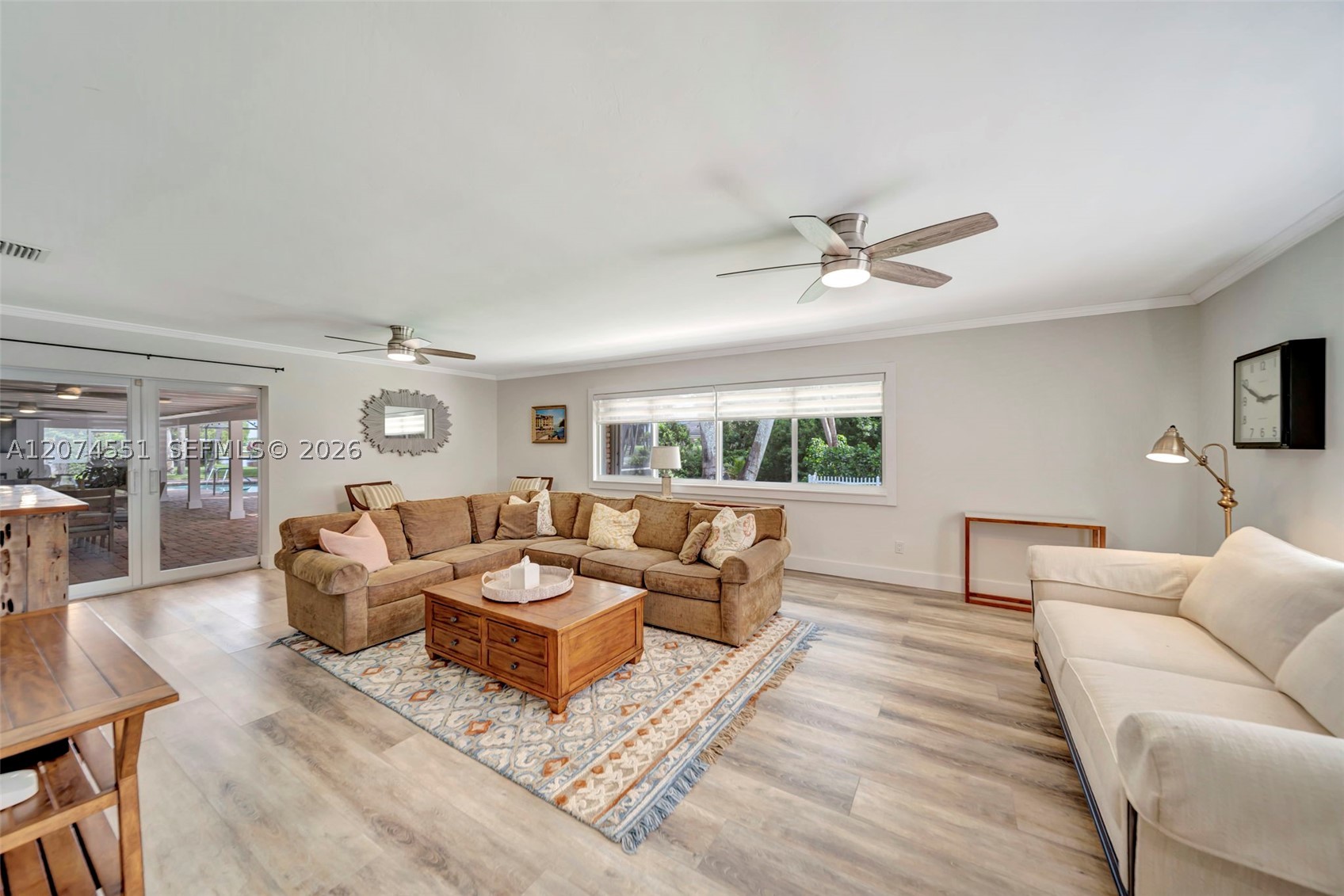 560 W Tropical Way Property Photo 52