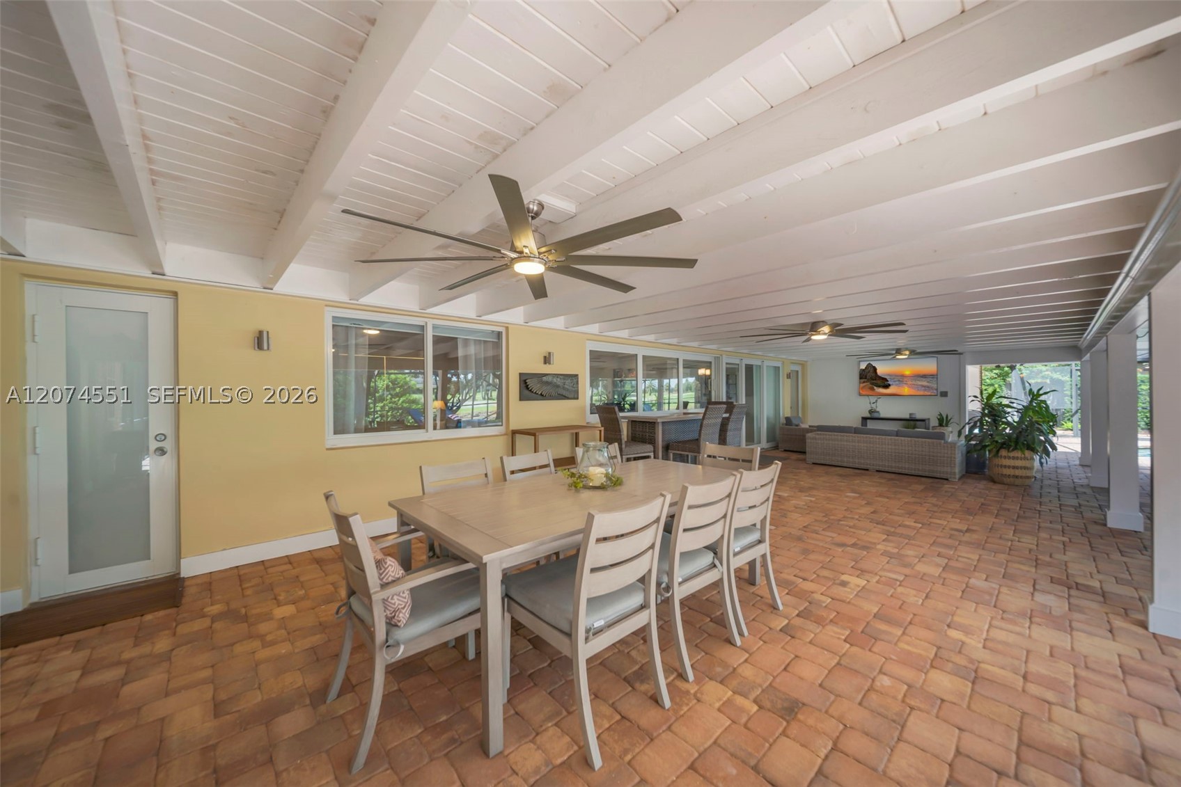 560 W Tropical Way Property Photo 60
