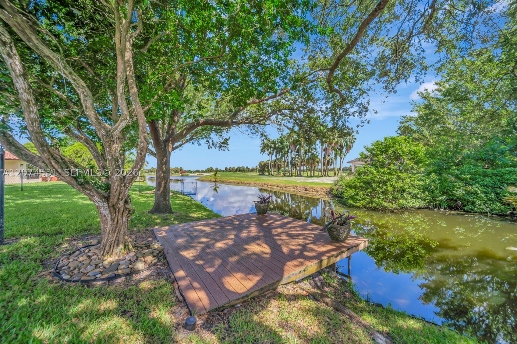 560 W Tropical Way Property Photo 80