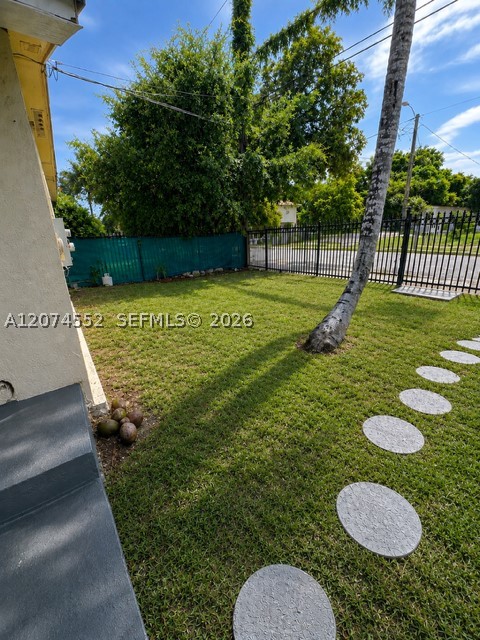 5537 Nw 5th Ave 1 Property Photo 7