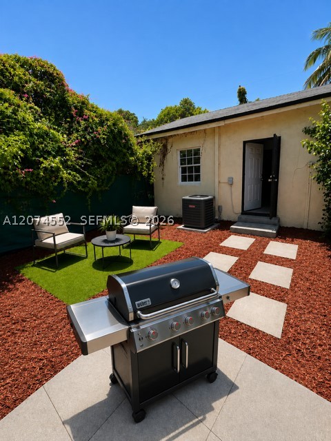 5537 Nw 5th Ave 1 Property Photo 8