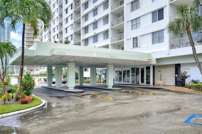 500 Bayview Dr 1231 Property Photo 5