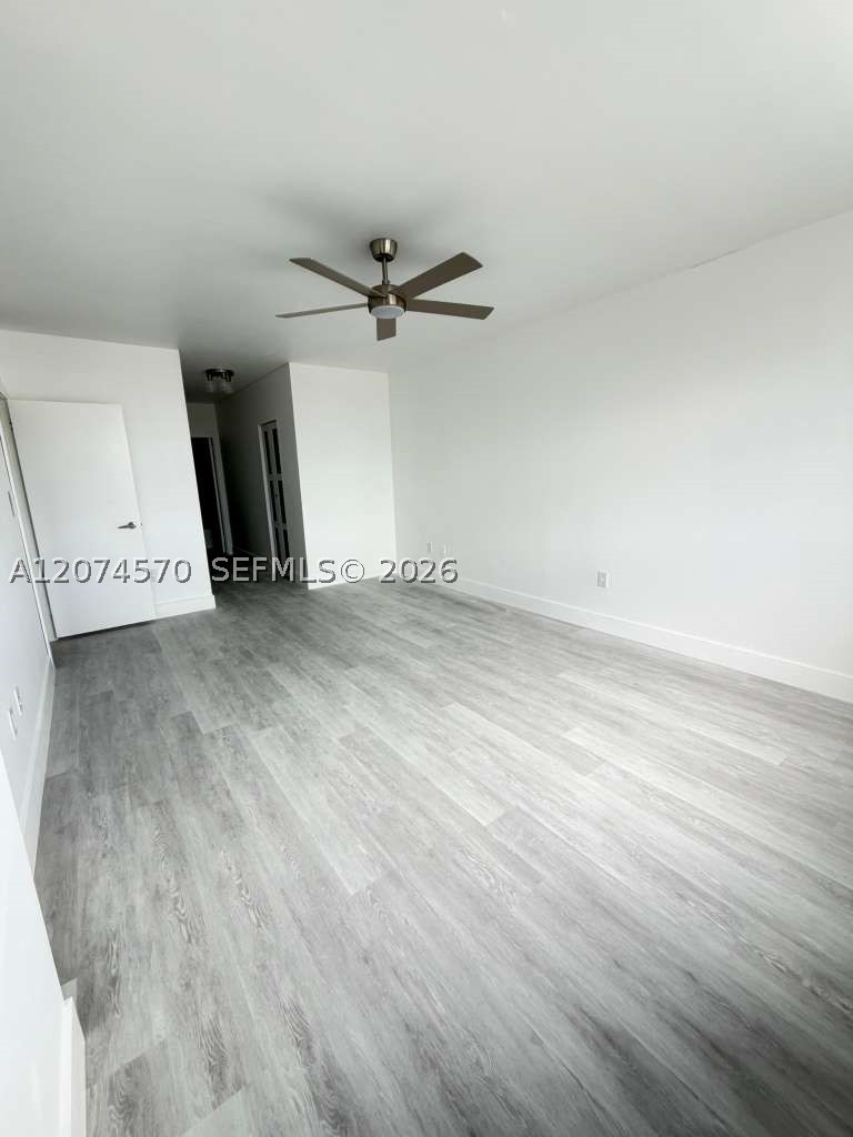 500 Bayview Dr 1231 Property Photo 8