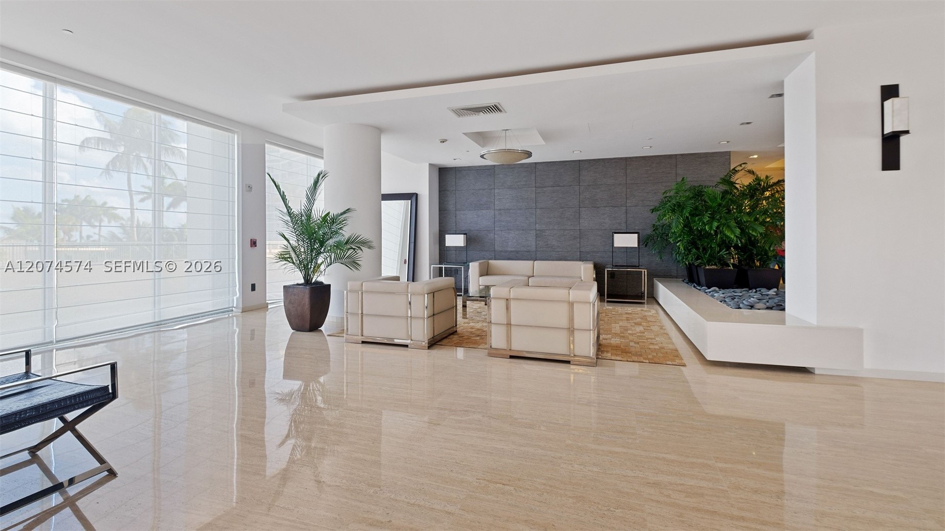 881 Ocean Dr 10a Property Photo 29
