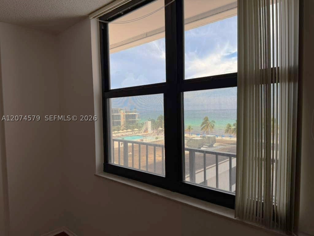 2401 S Ocean Dr 602 Property Photo 15
