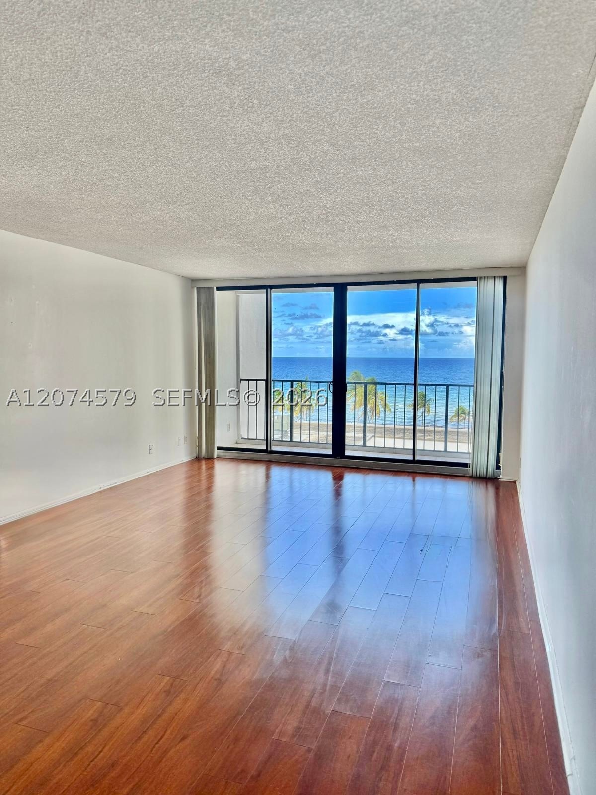 2401 S Ocean Dr 602 Property Photo 19