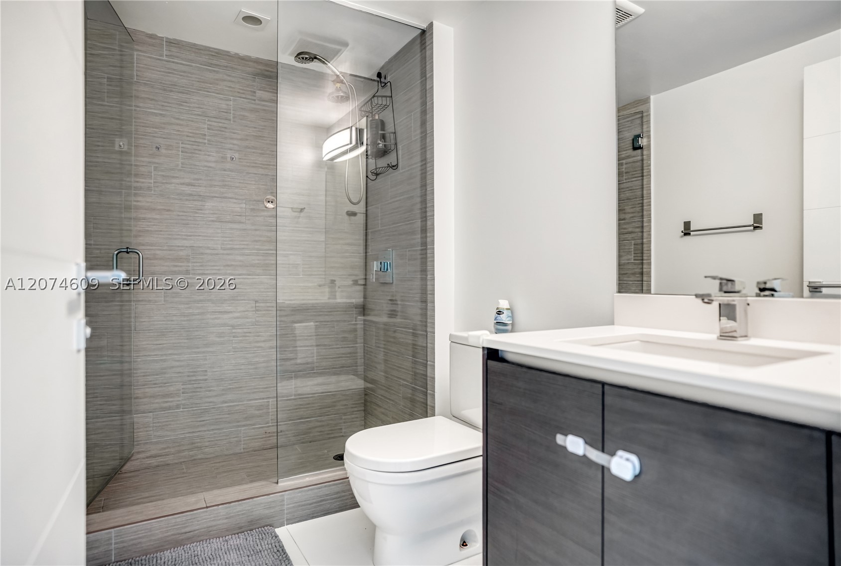 330 Sunny Isles Blvd 5-906 Property Photo 28
