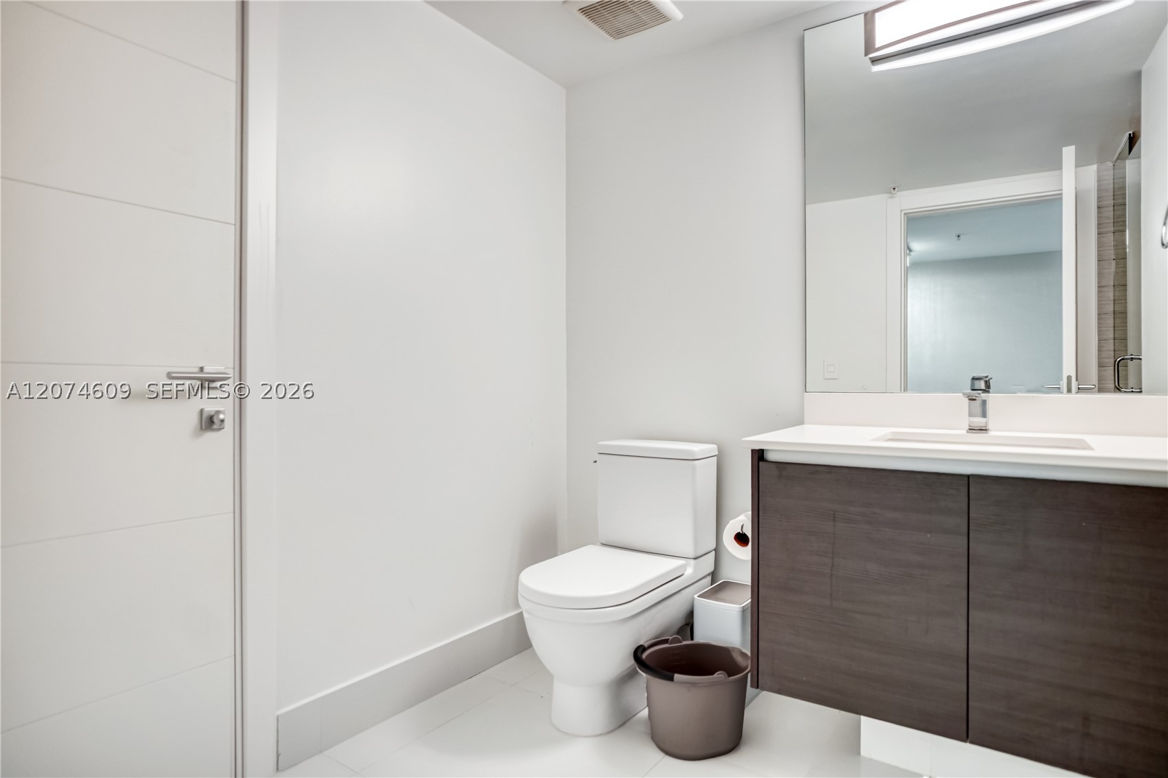 330 Sunny Isles Blvd 5-906 Property Photo 31