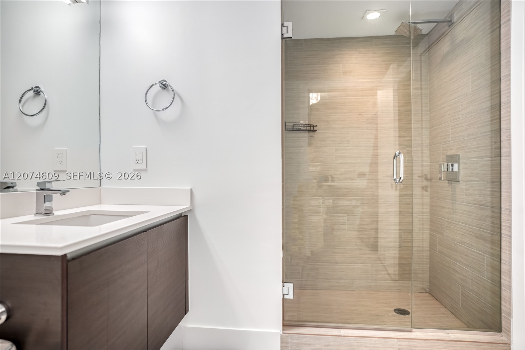 330 Sunny Isles Blvd 5-906 Property Photo 32