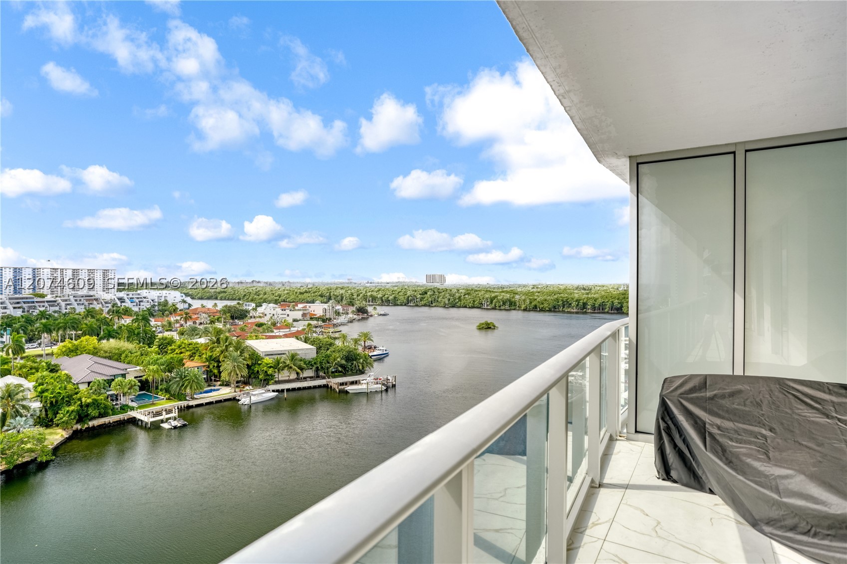 330 Sunny Isles Blvd 5-906 Property Photo 34