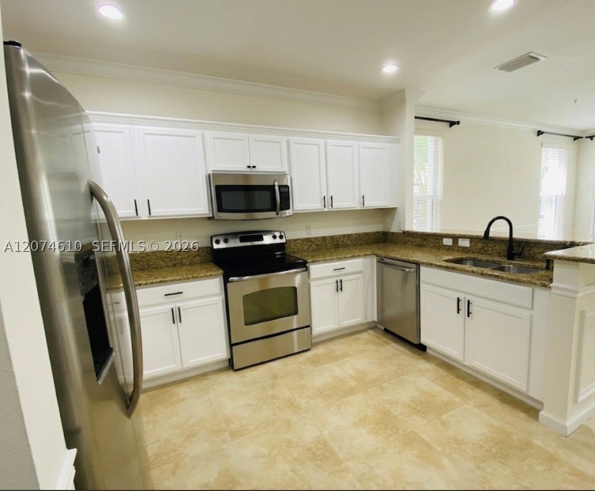 4676 Monarch Way Property Photo 9