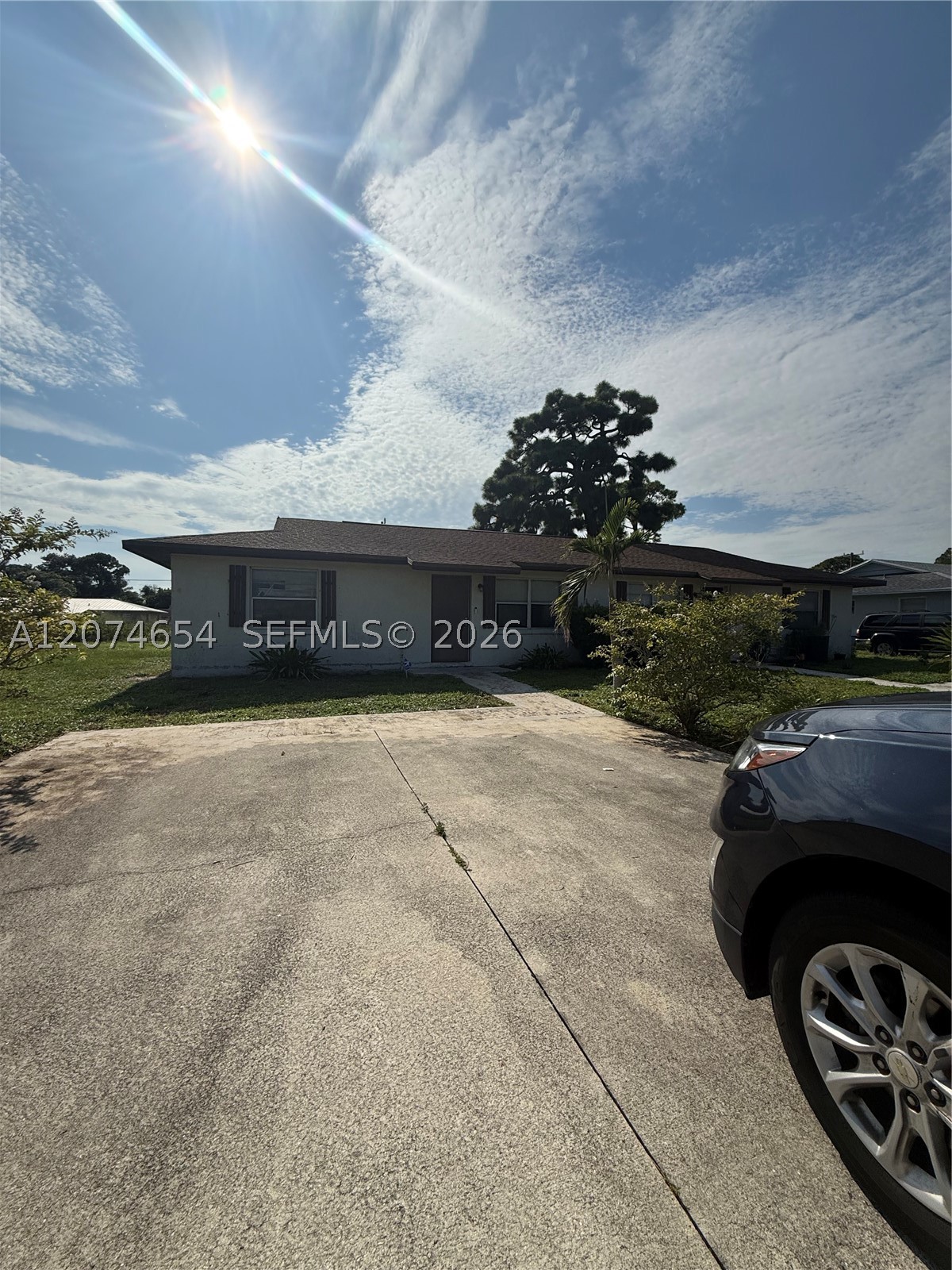 2679 Niagara Ave Property Photo 1