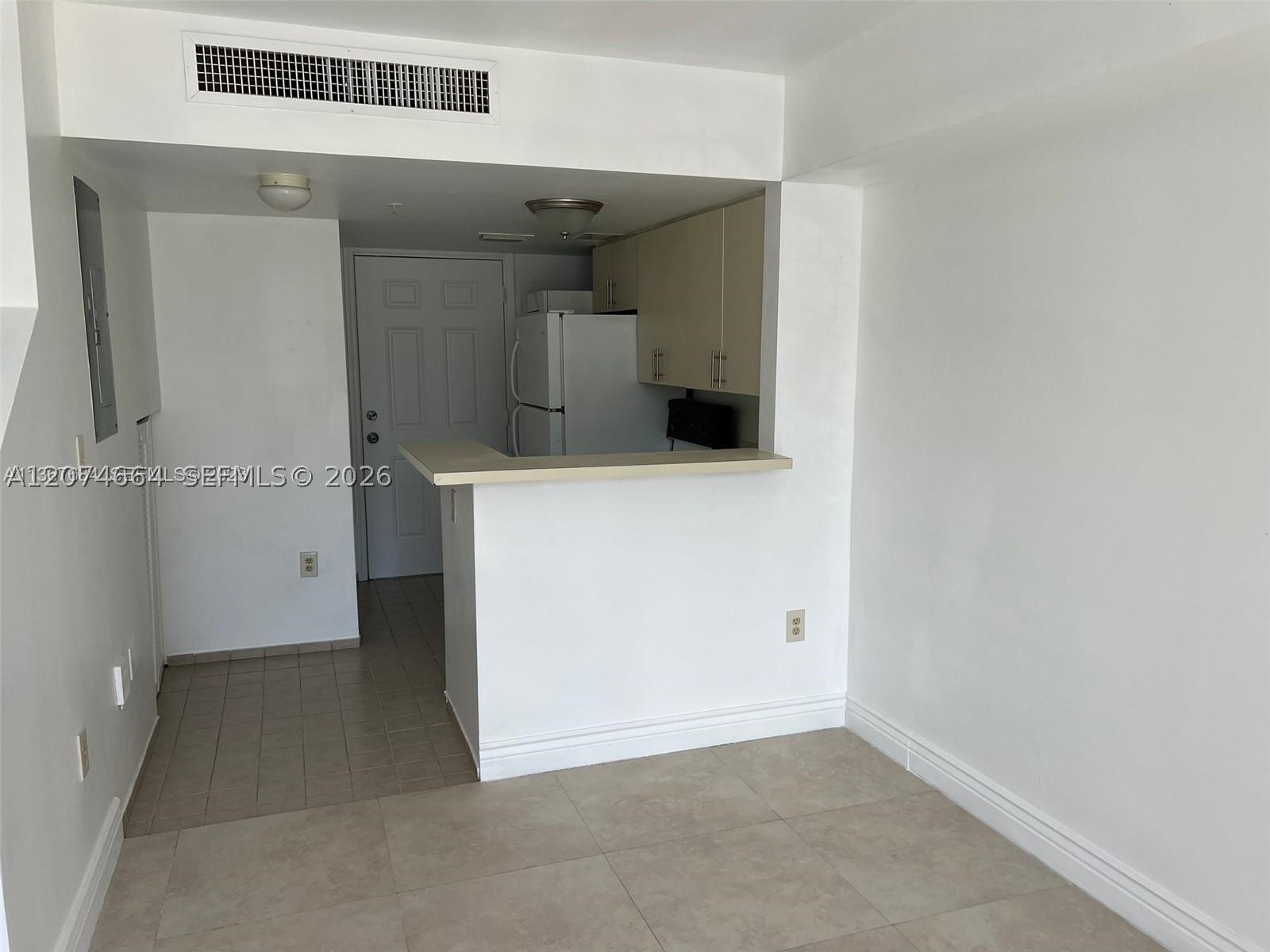 450 Sw 3rd St 15 Property Photo 5