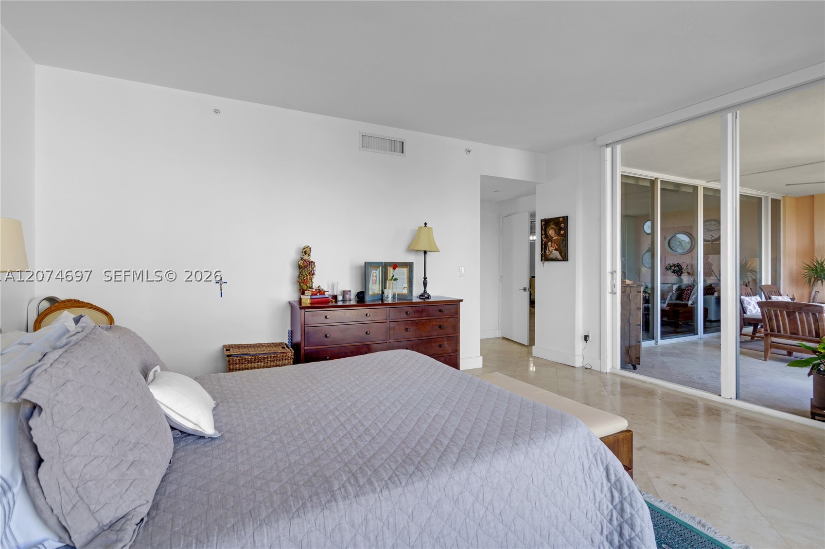 737 Crandon Blvd Ph-1 Property Photo 17