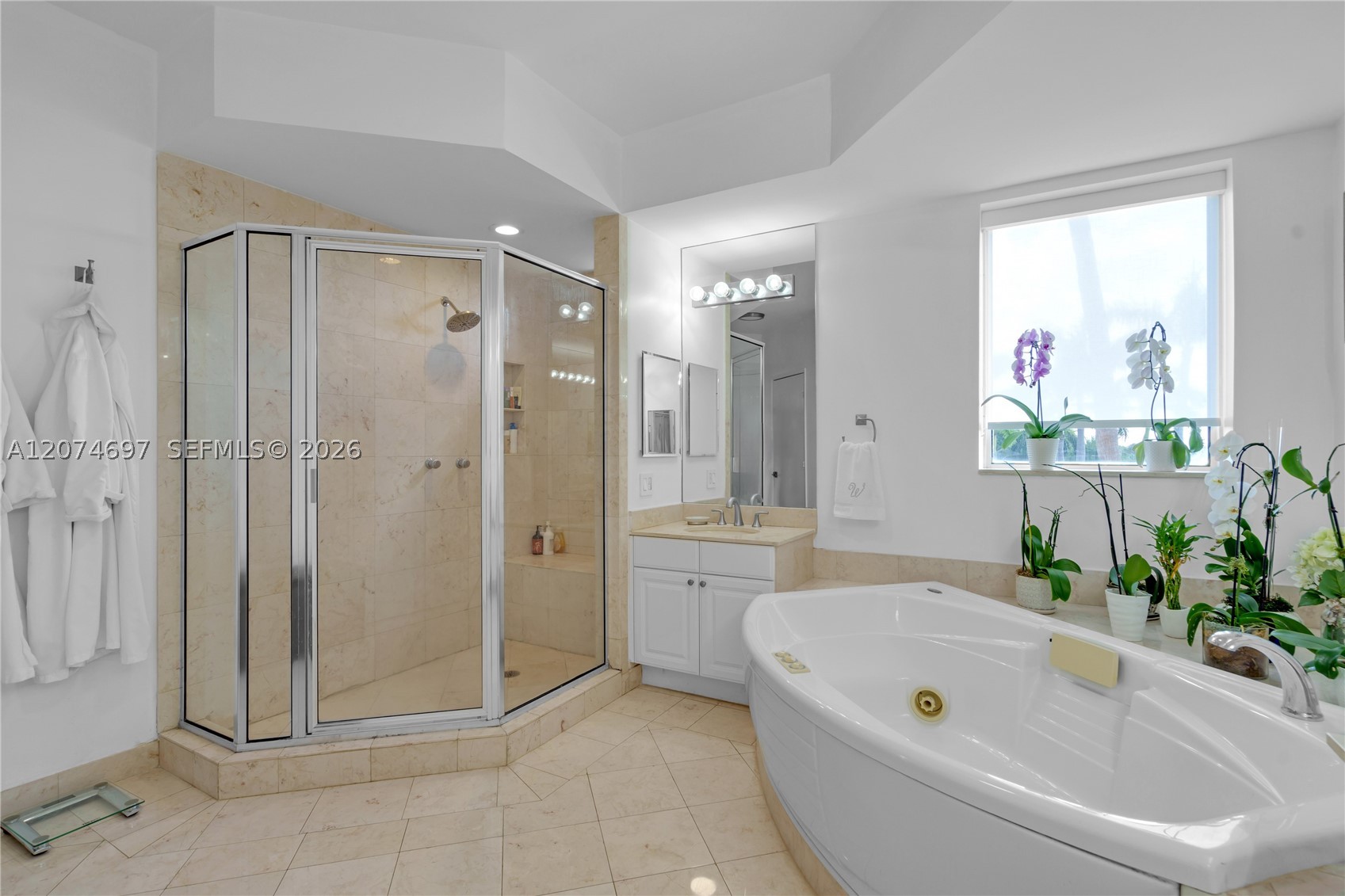 737 Crandon Blvd Ph-1 Property Photo 20