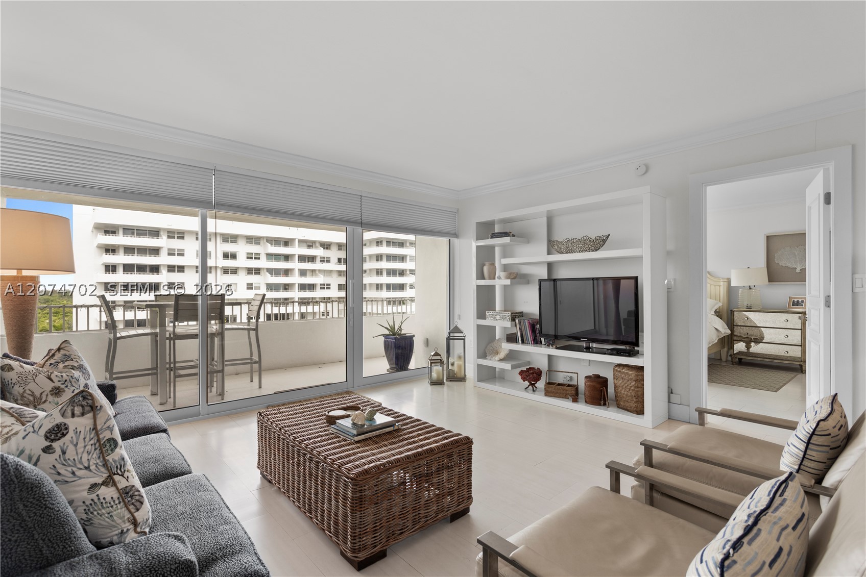 199 Ocean Lane Dr 902 Property Photo 12